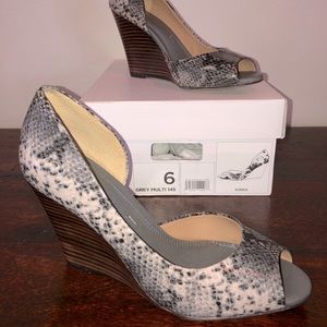 Banana Republic Kirra Peep Toe Wedge Heels